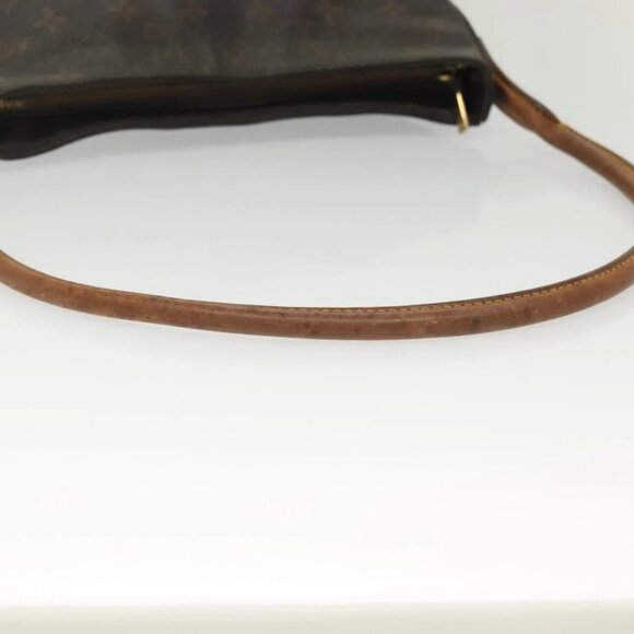 LOUIS VUITTON Monogram Looping GM Shoulder Bag M51145 LV Auth 140053 - Picture 7 of 13